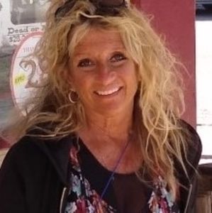 Meet your Posher, Brenda